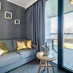 Almar Seaside Park Private Lägenhet Kołobrzeg